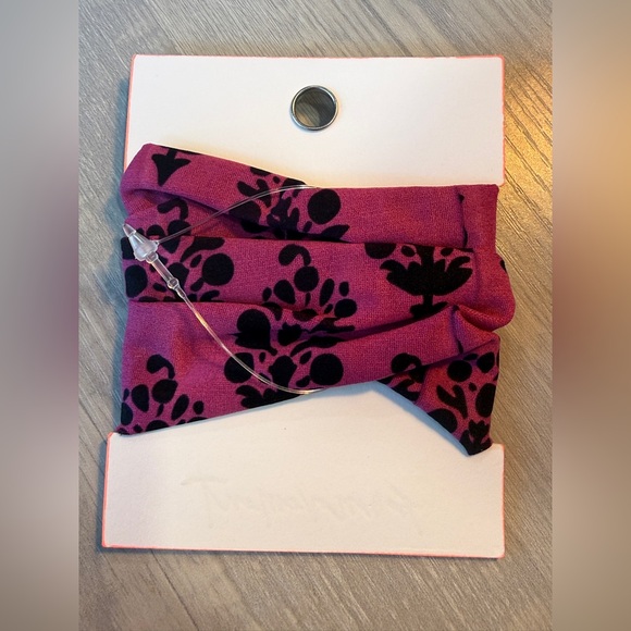 Free People Movement Rumble Hair Tie Sugar Plum Echo Pink Scrunchie NWT - Picture 7 of 7